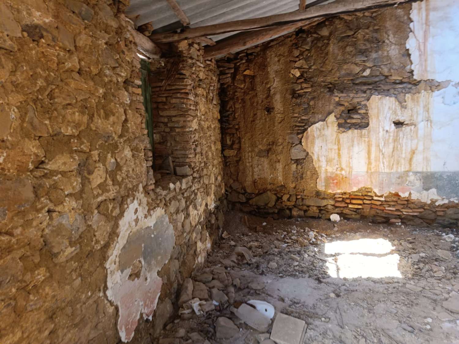 maison de campagne à moclinejo à réformer avec vue sur la mer