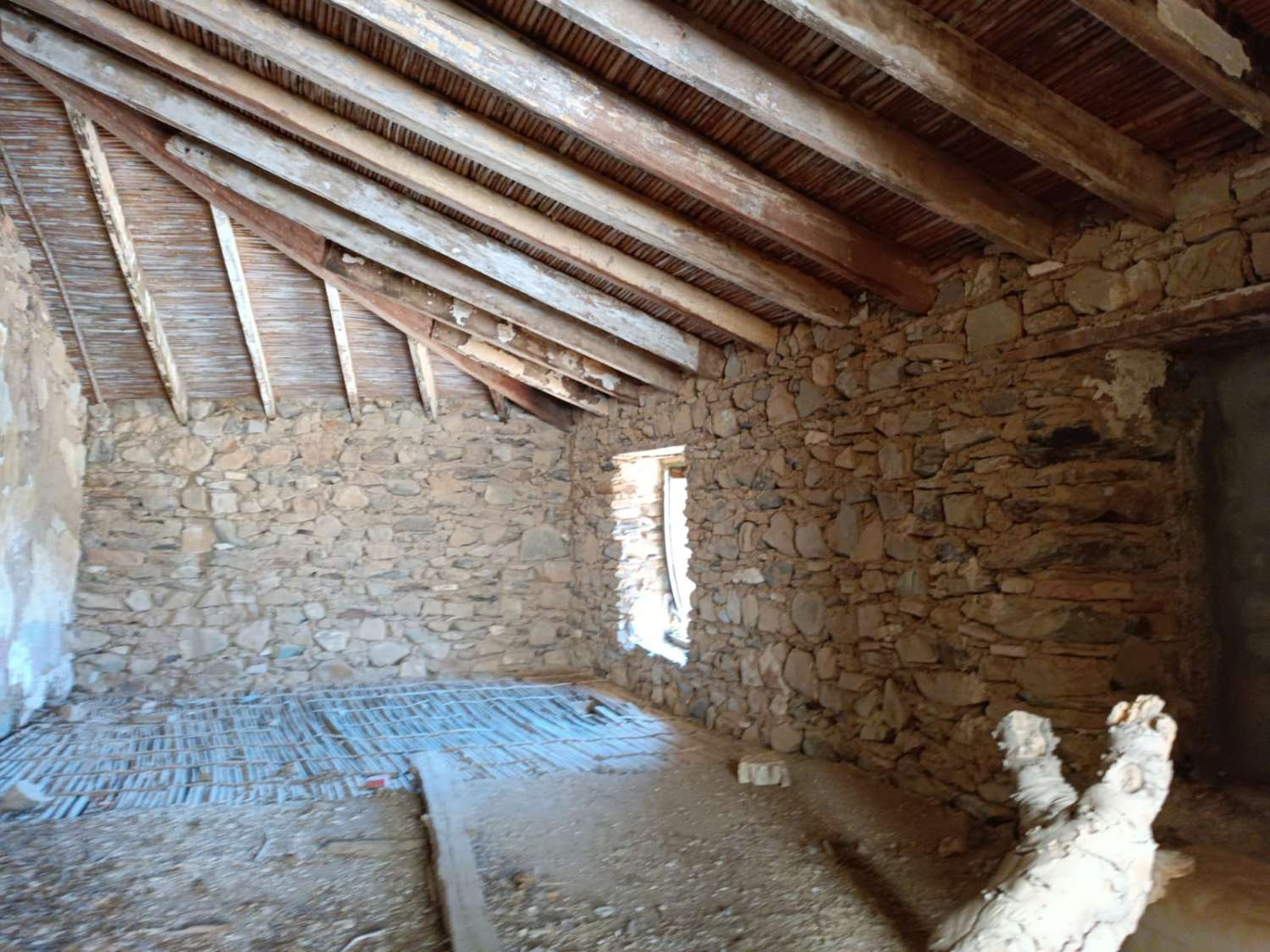 maison de campagne à moclinejo à réformer avec vue sur la mer