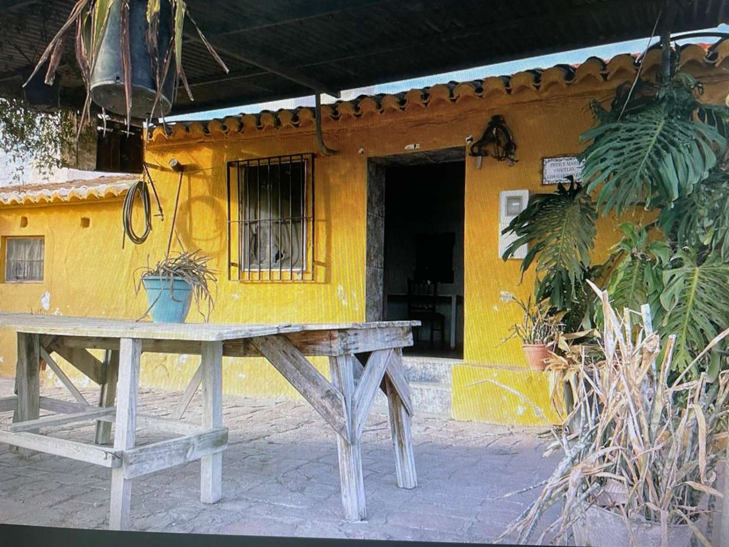 casa con terreno a la caleta de velez da riformare