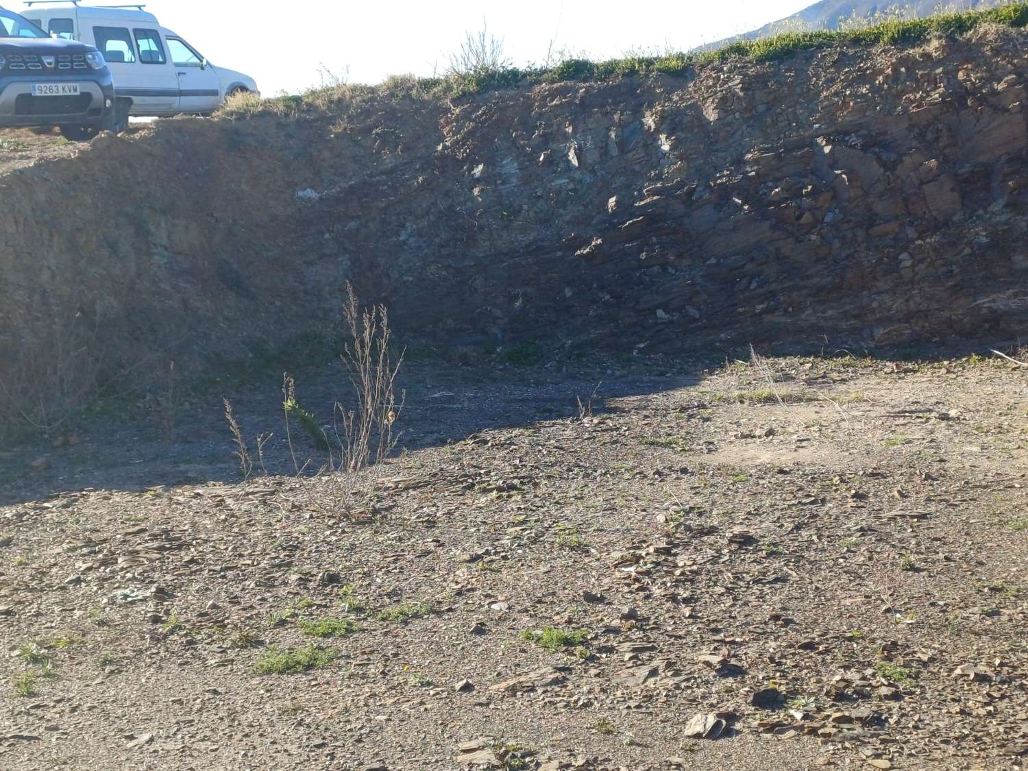 Parcela en moclinejo con agua